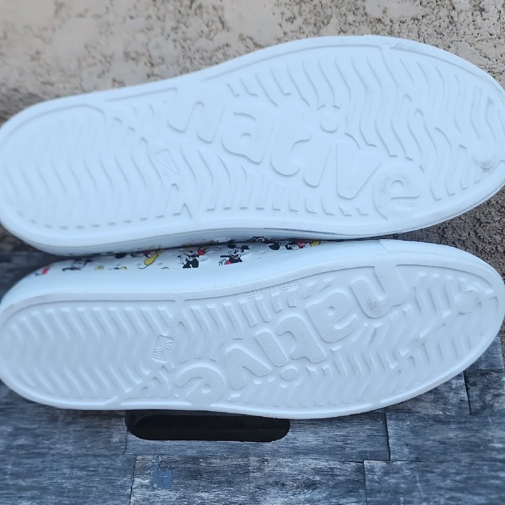 Disney Mickey Mouse Slip On Sneakers by Native Size 9